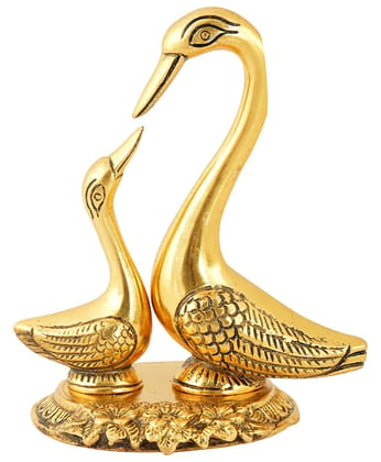 R. K. ARTS and HANDICRAFTS - Metal Kissing Duck Showpiece for Home and Office Decor Decor- Decorative Items for Home, Antique Home Decor (6 Inches)