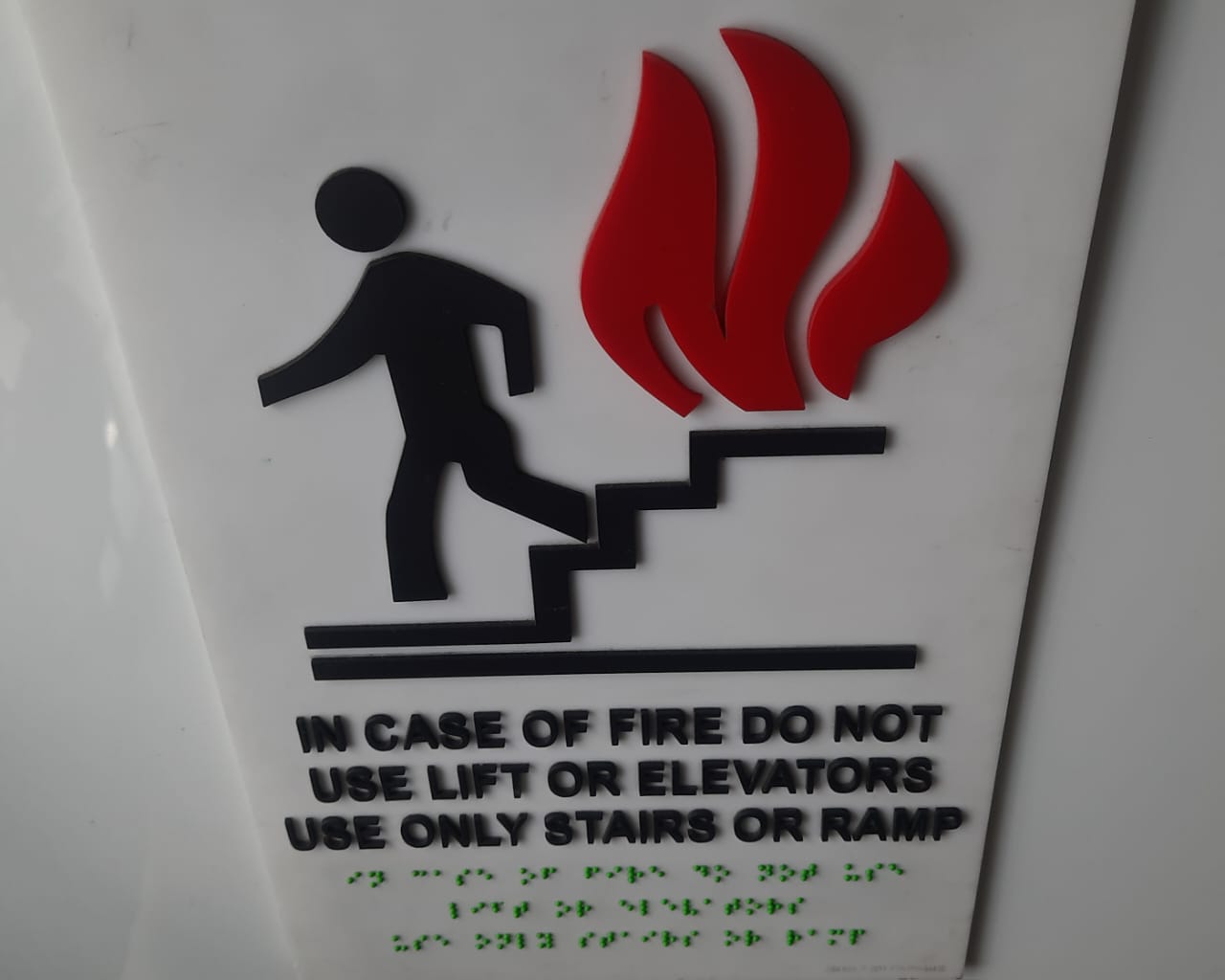  Fire safety sign