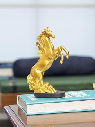 Decorative Horse Statue - 14CM | Horse Sculpture Decor Object White 14CM