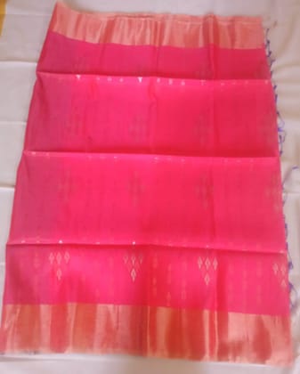 Pink Uppada Silk Saree With Blouse Piece