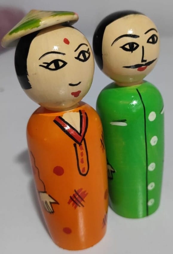  Handmade Wooden Indian Couple Figurines