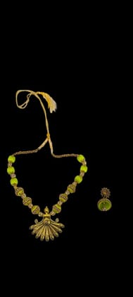 Green Beads Necklace with Earrings