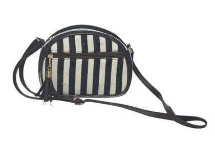  Black and White Striped Round Crossbody Bag