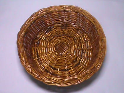 **Wicker Picnic Basket**- MEDIUM