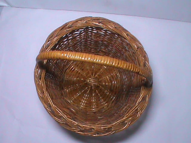 **Wicker Picnic Basket with Lid and Handle** BIG