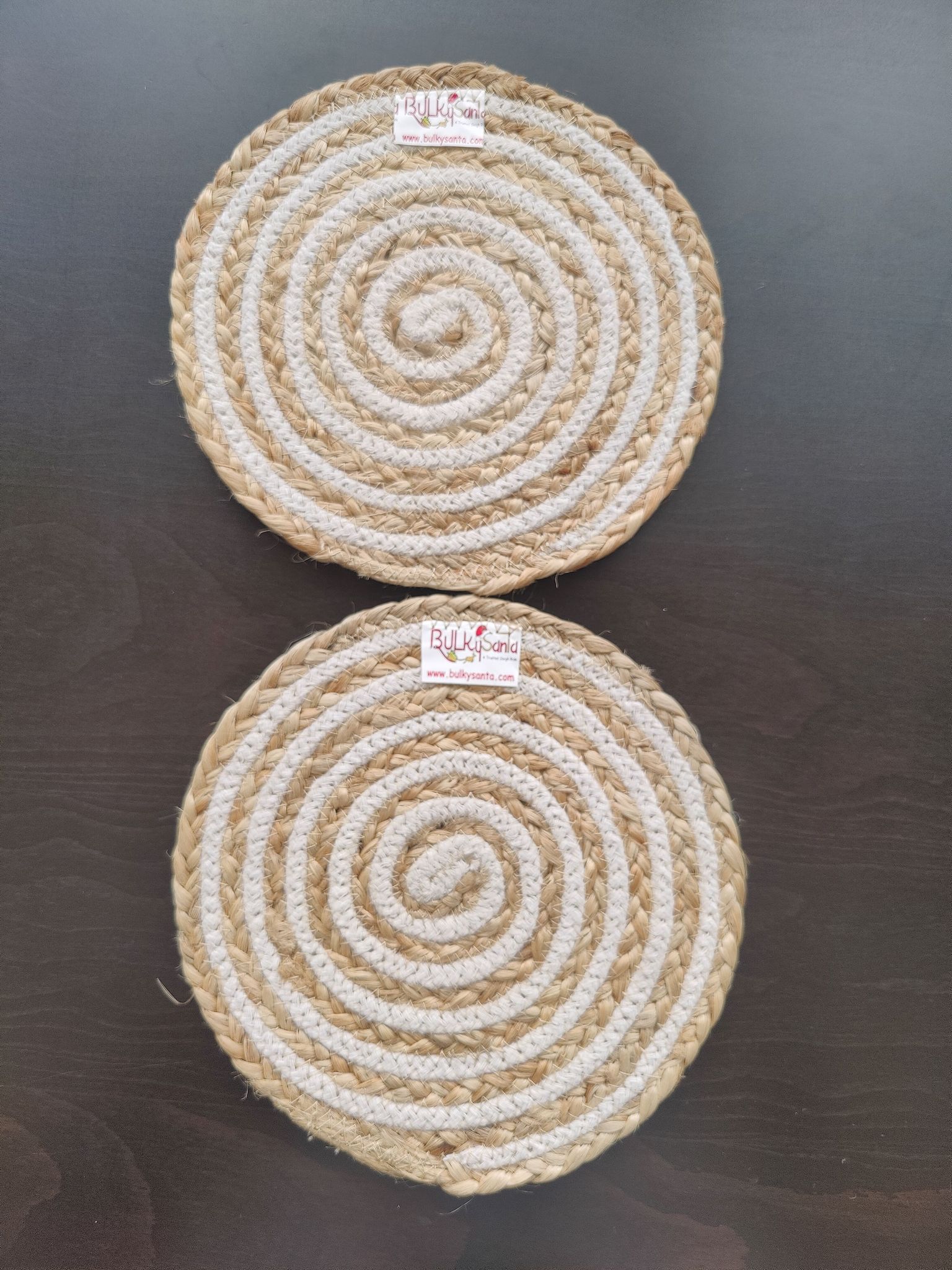 BulkySanta Cotton Place mats 22 cm (9") Round Table Mats, Heat Resistant, Reversible Use, Washable (Cotton-Jute) (Pack of 2)