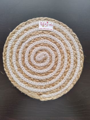 BulkySanta Cotton Place mats 22 cm (9") Round Table Mats, Heat Resistant, Reversible Use, Washable (Cotton-Jute) (Pack of 1)