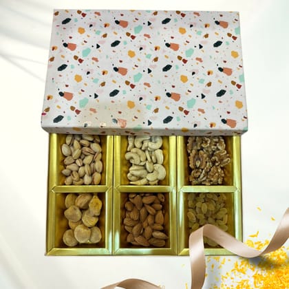 Mewamitra Premium Dry Fruits Gift Box – 50g Almonds, 50g Cashews, 50g Walnuts, 100g Raisins, 50g Apricot, 50g Pistachios | Healthy, Nutritious & Fresh Nuts and Dried Fruits | Ideal for Diwali, Weddings, Corporate Gifting