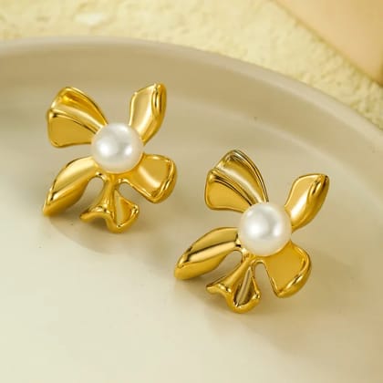 Jewelryklub Simulated Pearl Flower Ear Studs Exquisite Smooth Stud Earrings For Women & Girls (Gold)