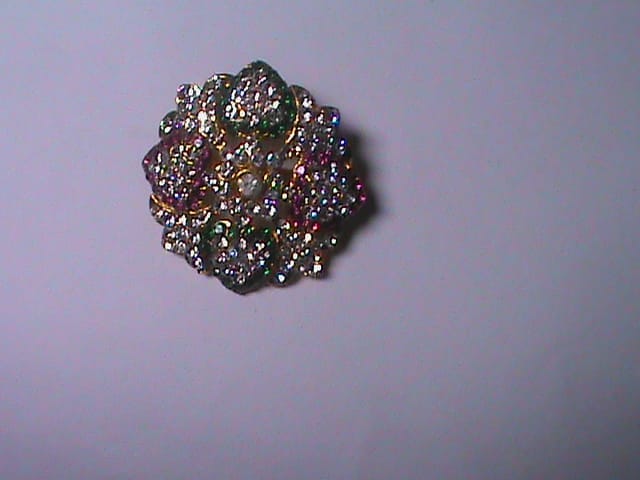 "Stunning Cubic Zirconia Flower Brooch Pin for Women in Gold Plated Alloy"