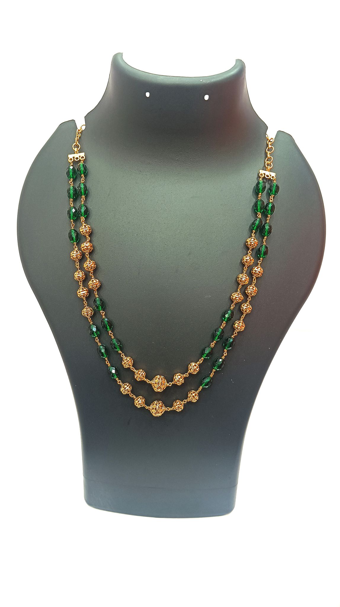 Stunning Emerald Green Beaded Necklace with Golden Beads