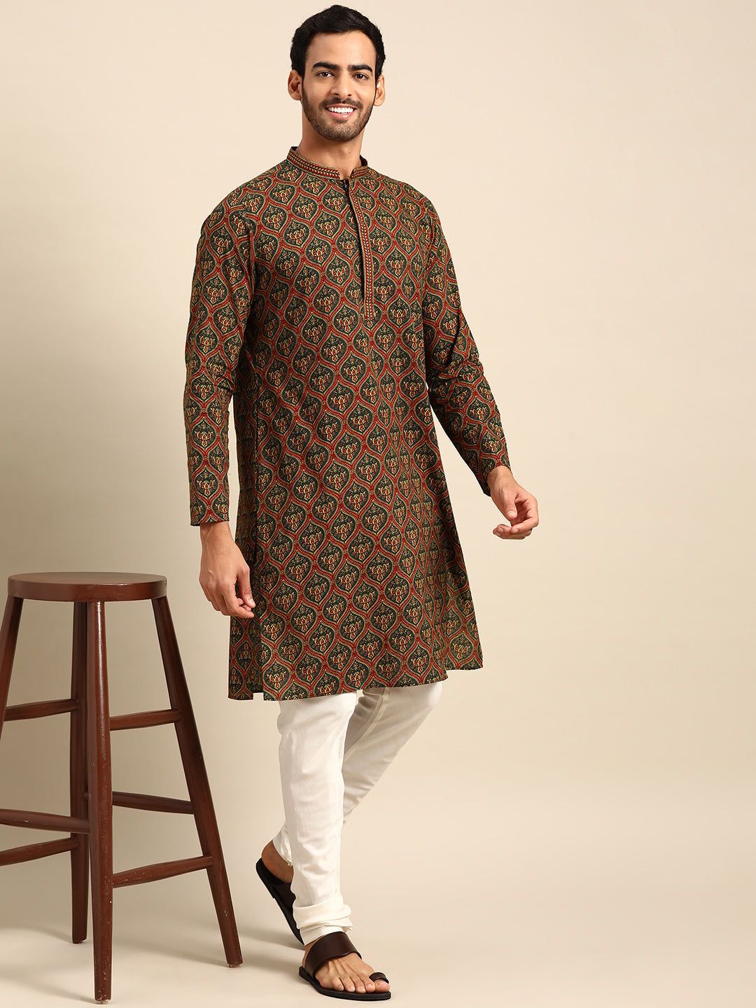 Amodh by Kisah Men  Kurta Set