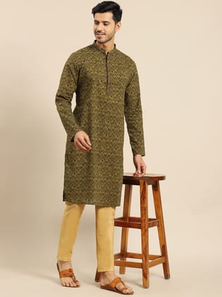 Amodh by Kisah Men  Kurta Set