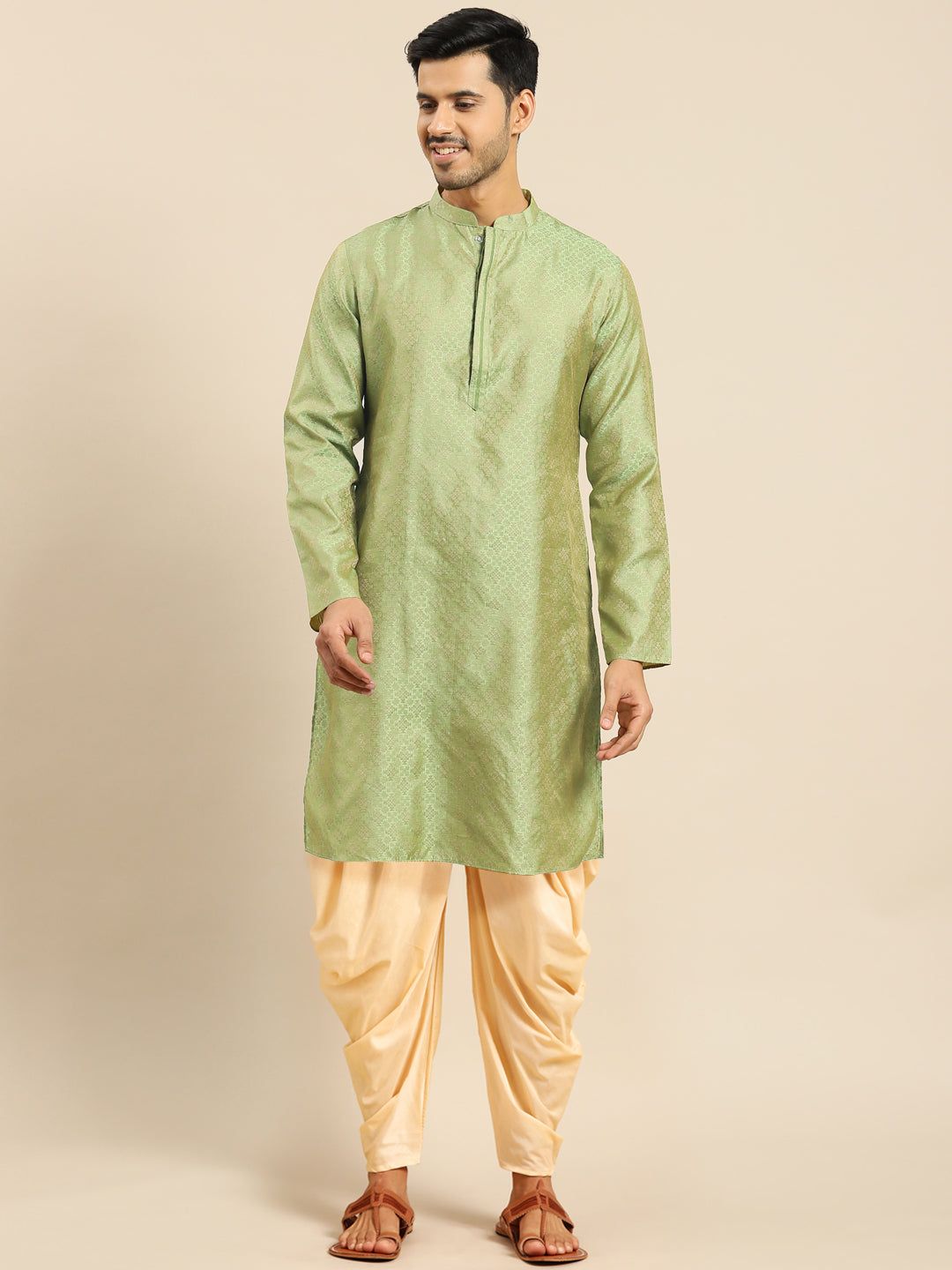Amodh by Kisah Men's Green Kurta Set