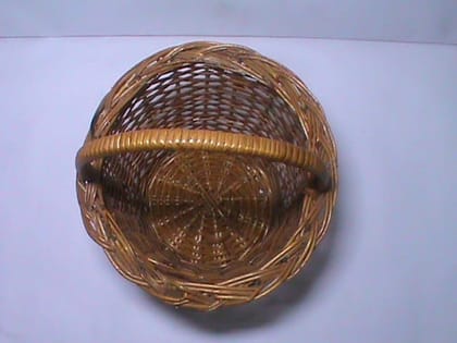 Wicker Picnic Basket with Lid and Handle MEDIUM