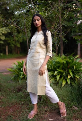 Women Hemp Fawn Straight Kurta