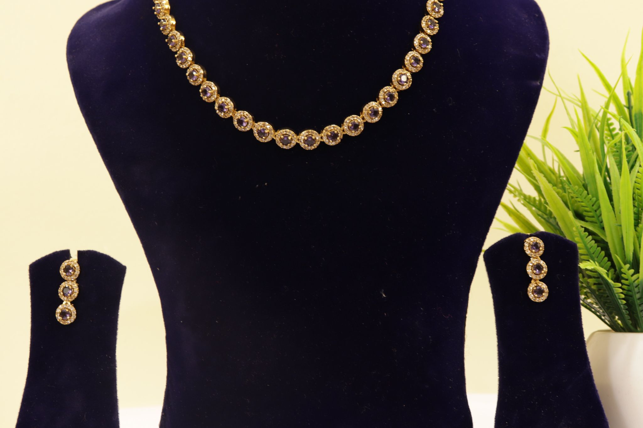  Stunning Cubic Zirconia Necklace and Earrings Set in Gold Plated Alloy