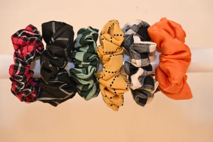  Plaid Scrunchie Set