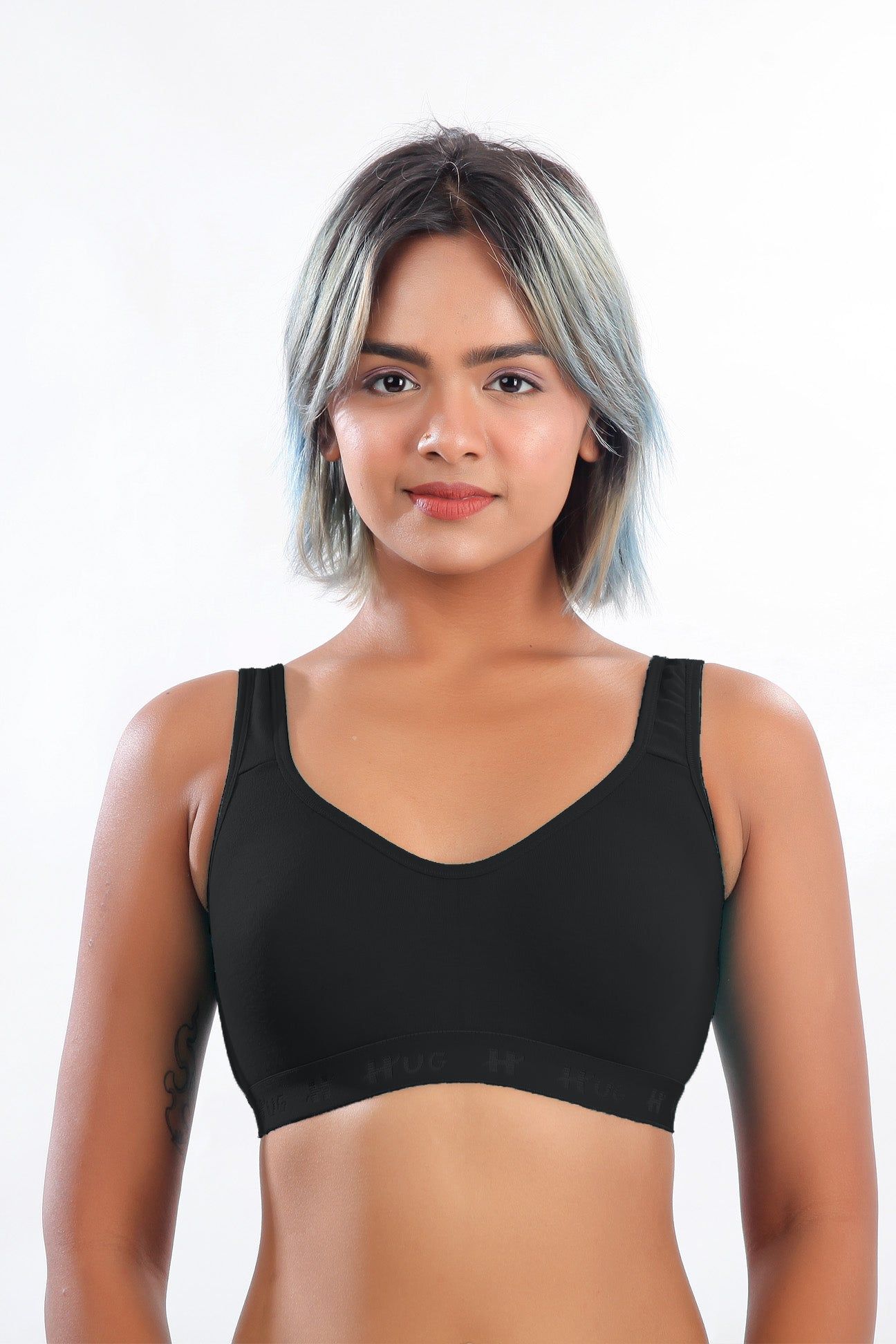 Women Hug Sports Bra Black