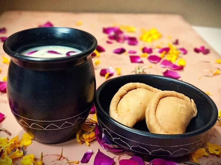 Nizamabad Black Pottery Beverage and Snack Serving Set for 1