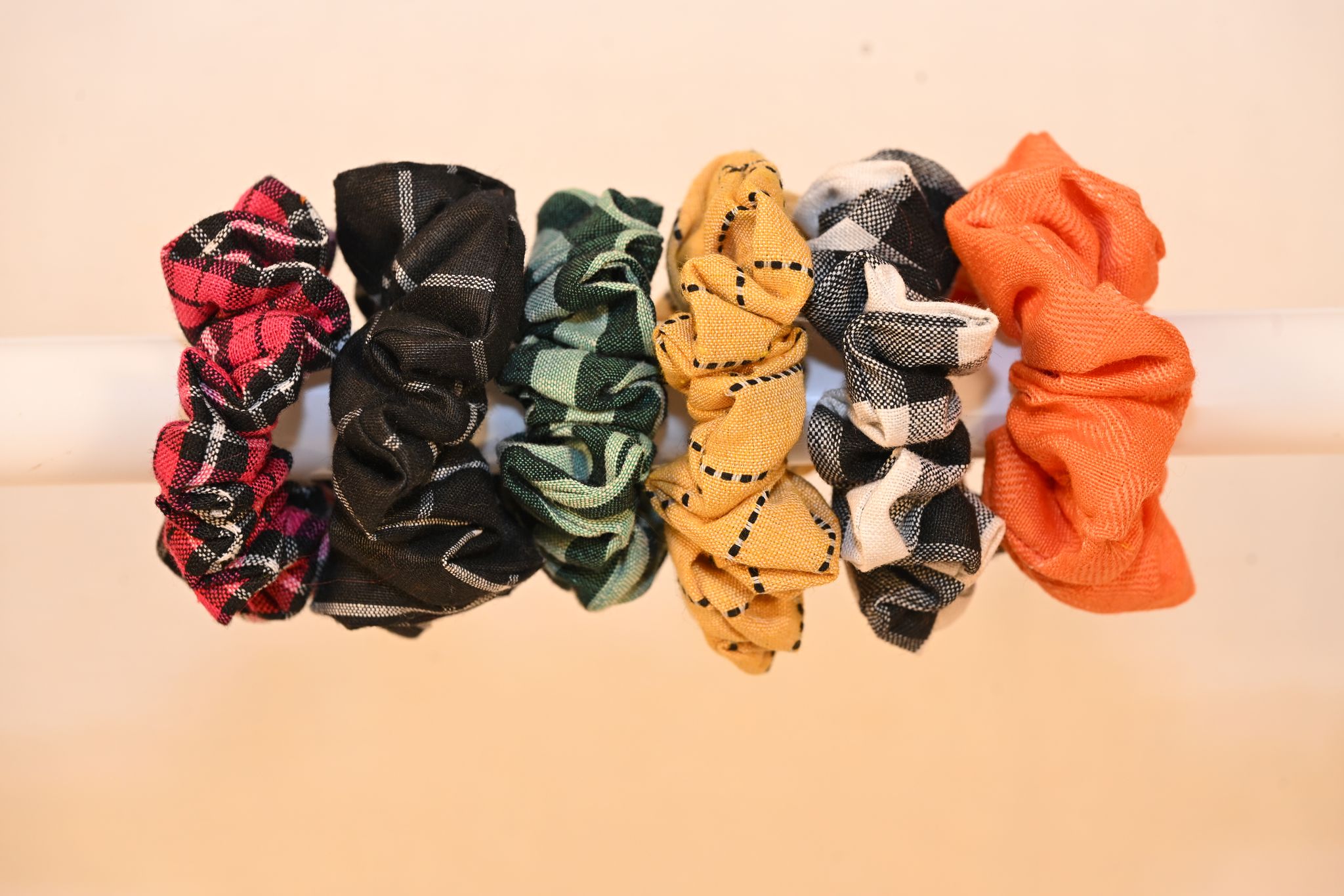  Plaid Scrunchie Set