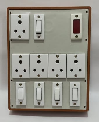 6A 5 Sockets (3 Pin Socket) & 5 Switch Extension Box with Indicator, 6A Plug & 10m Wire