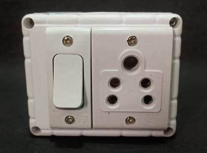 6A 1 Socket (5 Pin Socket) & 1 Switch Extension Box without Wire