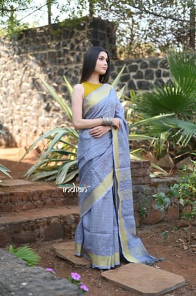 Rang~Pure Linen Saree With Sleek Border and Exclusive Design~ Grey