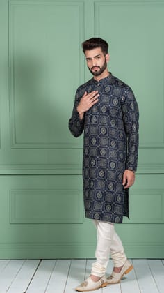 Men Navy Blue Kurta (Set of 1)