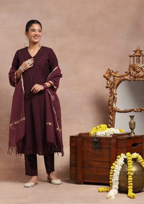 Chanderi Kamdaani Embroidered Solid Women's 4PC Long Kurta Set - Wine