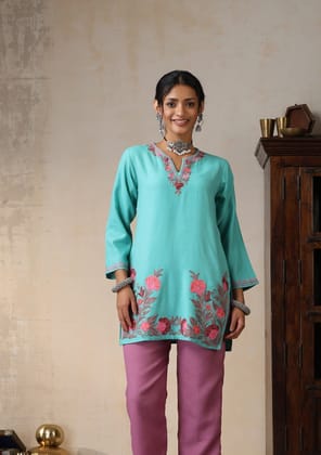 HOC Crafts Aari Embroidered Woollen Solid Women's Short Kurta - Turquoise Blue