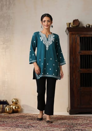 HOC Crafts Aari Embroidered Woollen Solid Women's Short Kurta - Teal