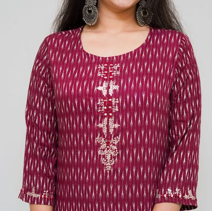 Women Printed Cotton Rayon Straight Kurta (Maroon)