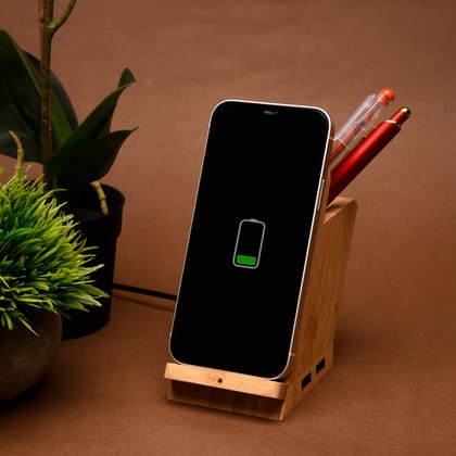 Wangari Maple 15W Wireless charger & USB Hub with Pen Stand