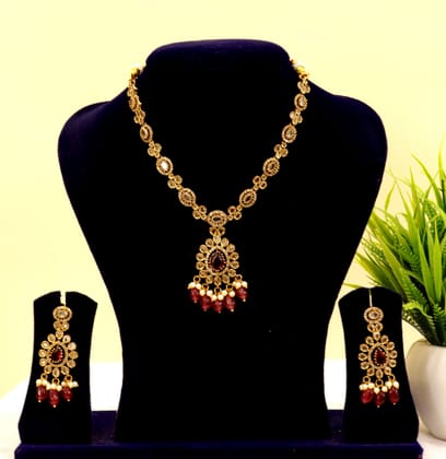 Bridal Necklace Set with Kundan Stones and Pearls