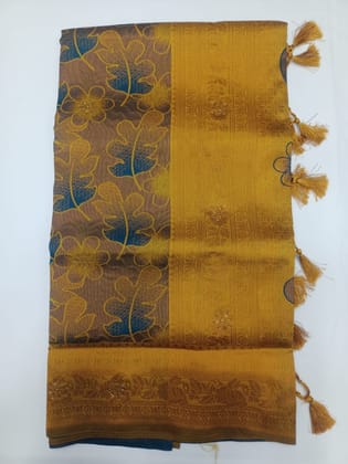 Gold zari woven Kanchipuram silk saree with blouse