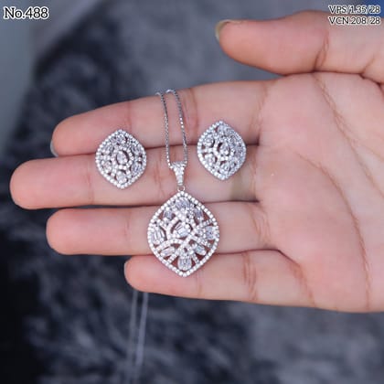 Pendant Set 150