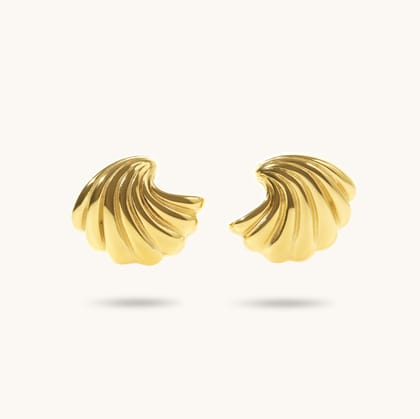 Shell earrings  - 18K Gold Plated