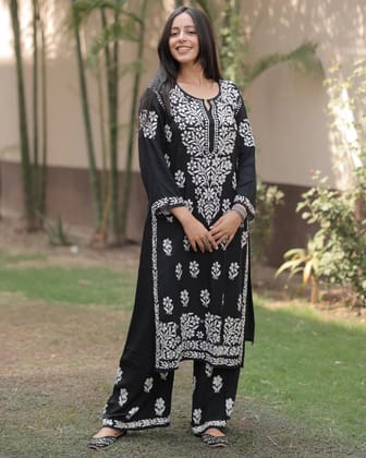 Evander Embroidery Rayon Co-ord Set-S=36 / Black