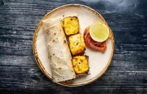Paneer Tikka Roll