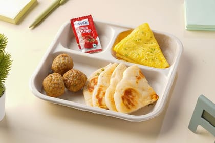 Double Omelette & Meatballs With Masala Bread