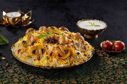 Taj-e-Khumb Biryani (Mushroom Biryani - Serves 2)