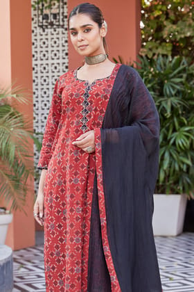 Solid Black Cotton Dupatta With Ajrakh Border-cotton / in