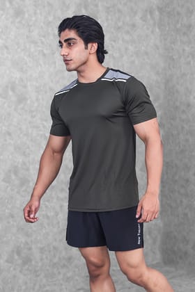 Active Panel T-shirt- Olive-L
