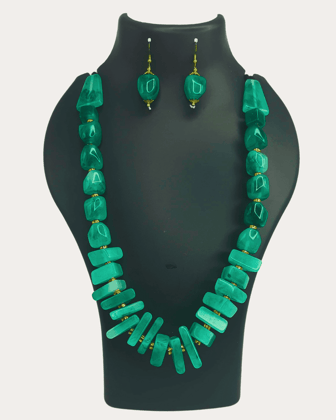 Triangle Green Beaded Necklace Set