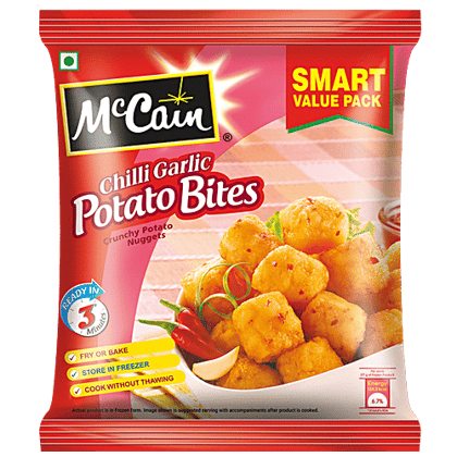 McCain Crunchy Potato Nuggets - Chilli Garlic Potato Bites, 700 g