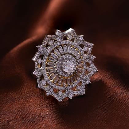 Gossip Gleaming Blossom Ring