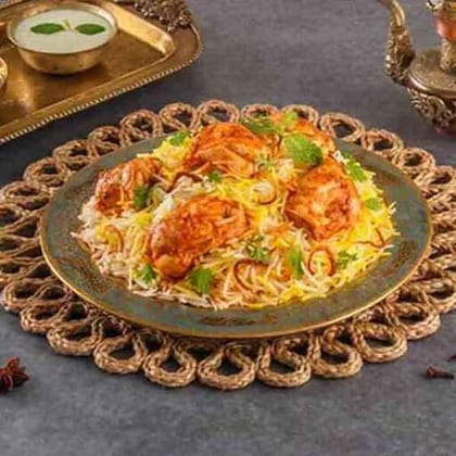 Murgh Tikka Biryani (Chicken Tikka Dum Biryani - Serves-1)