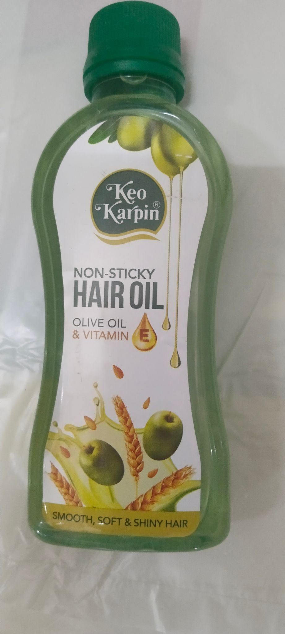 Keo Karpin Non-sticky Hair oil Olive oil & vitamin e 