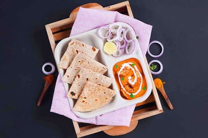 Chicken Lababdar Chapati Lunchbox